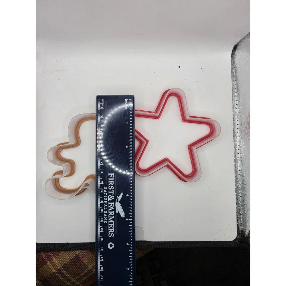 N/A gingerbread man